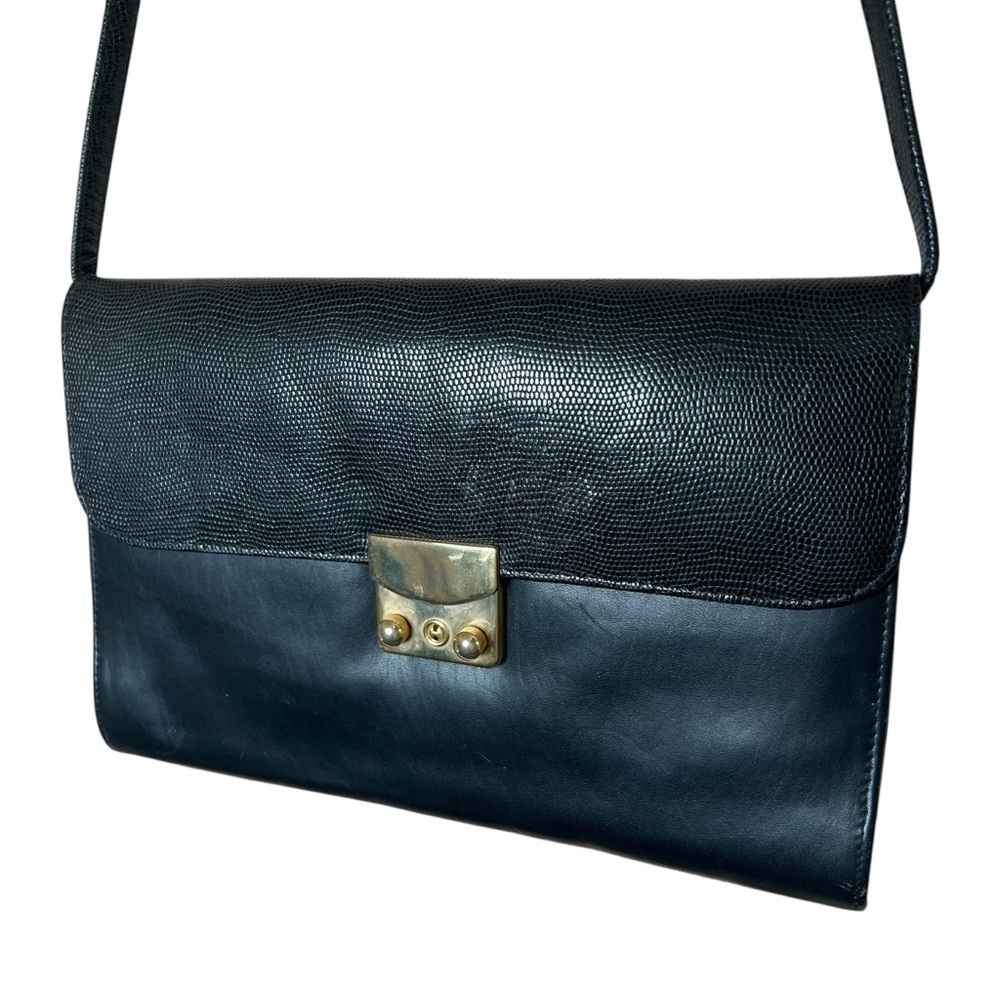 VTG Saks Fifth Avenue Black Leather Shoulder Bag Clutch Reptile Lock Closure